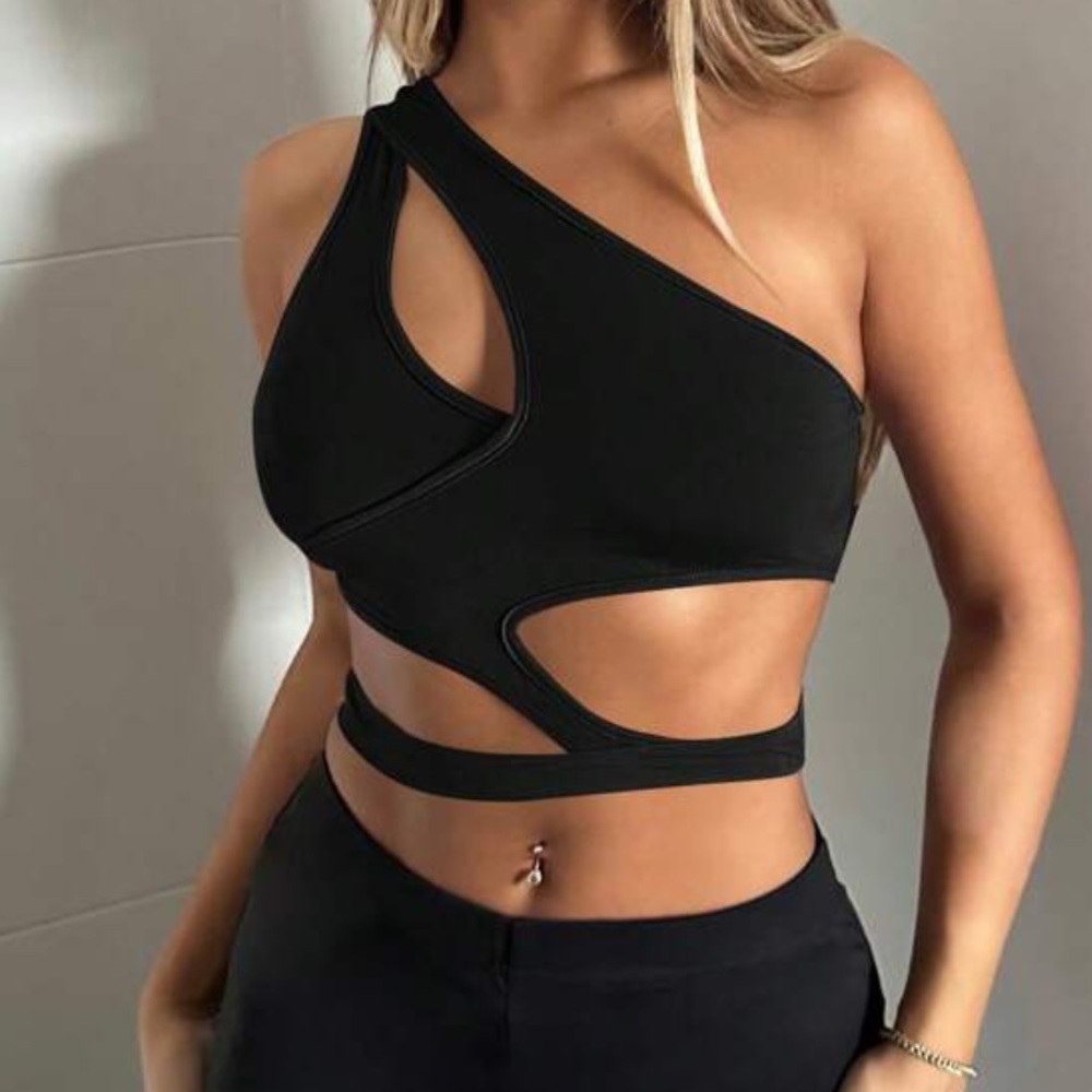 Black cut out tank
